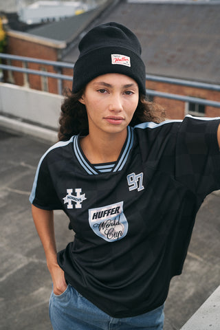 WMNS FOOTBALL TEE BLACK/GLACIER