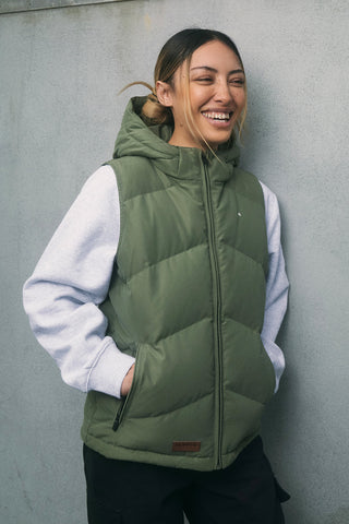 WMNS CLASSIC DOWN VEST KHAKI